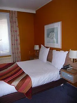 Hotel Armoni Parigi 4*,